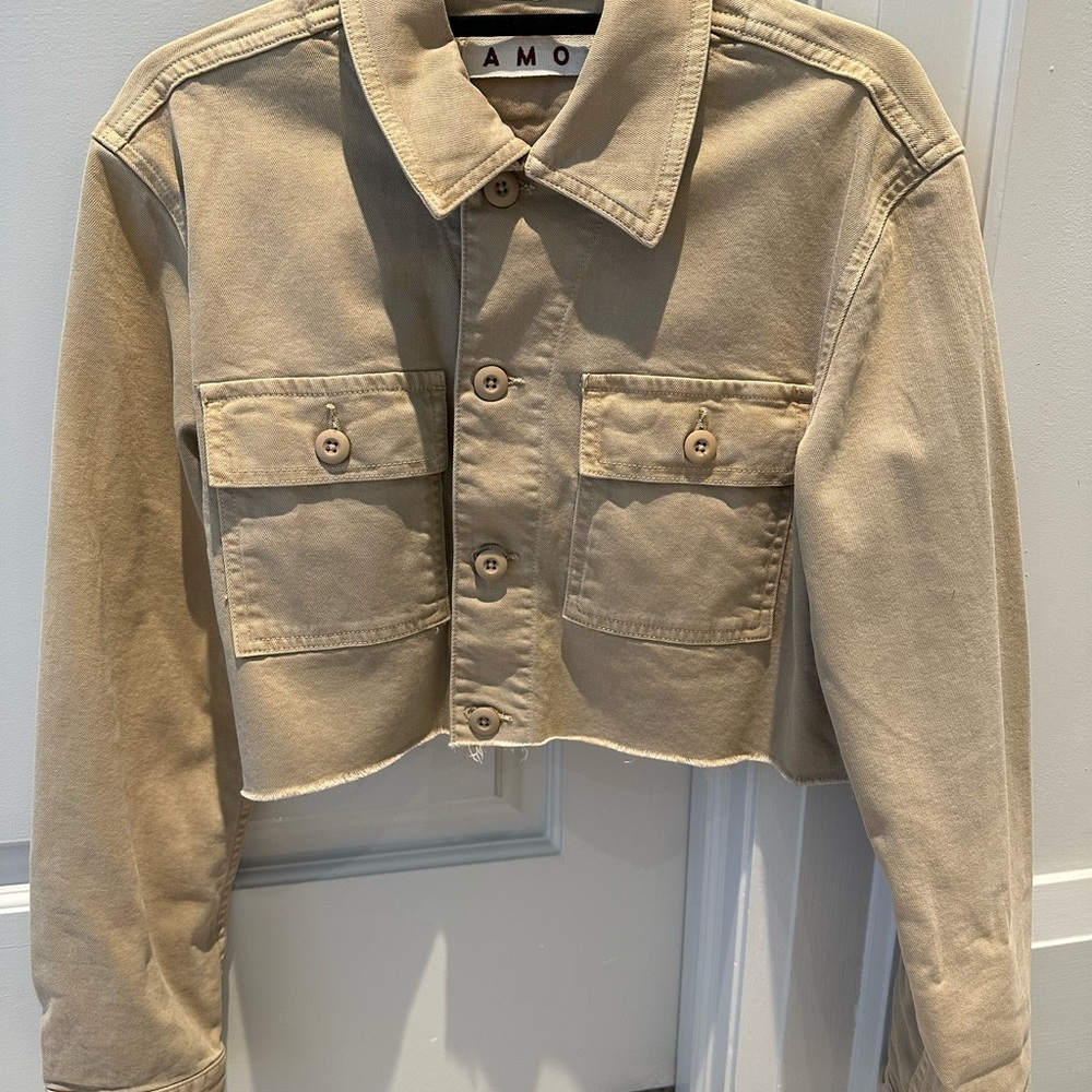 AMO Women's Carly Jacket in Tan/khaki